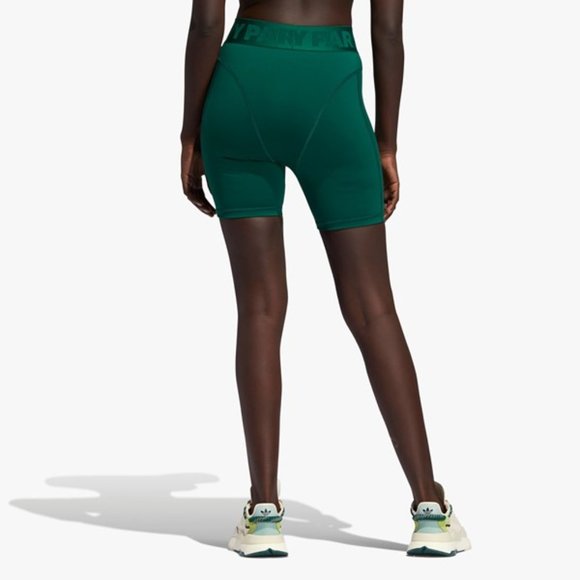 IVY PARK Mesh Side Panel Athletic Shorts - Picture 5 of 10